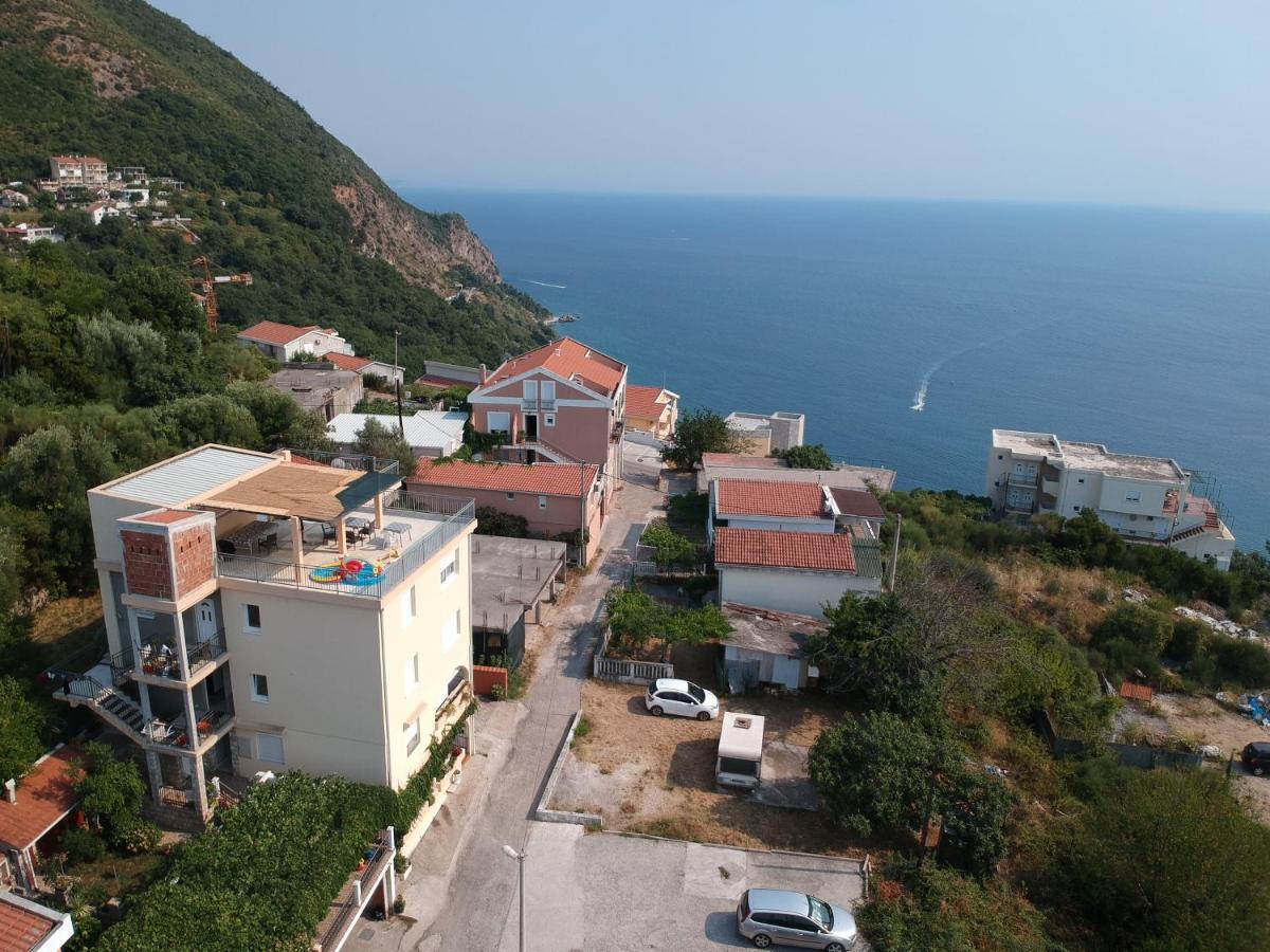 Montenegrina Apartment Budva Exterior photo
