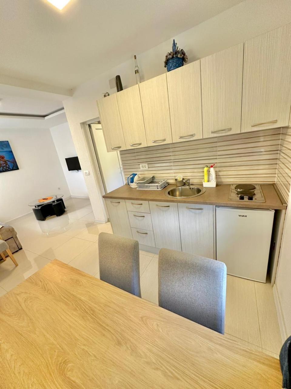 Montenegrina Apartment Budva Exterior photo